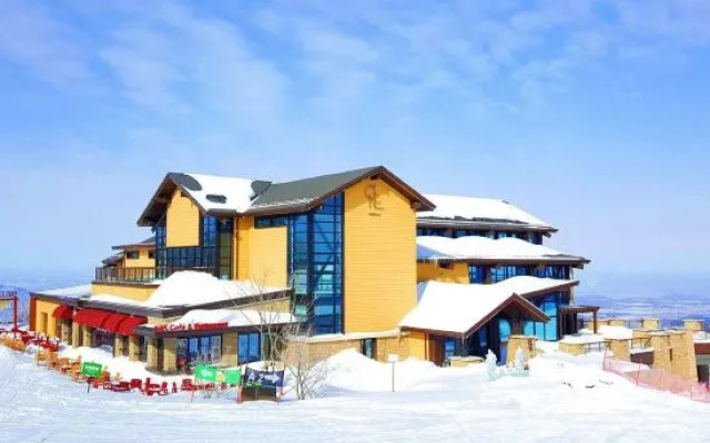 Qingshan Inn