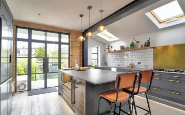 Stunning House in Leigh-on-sea
