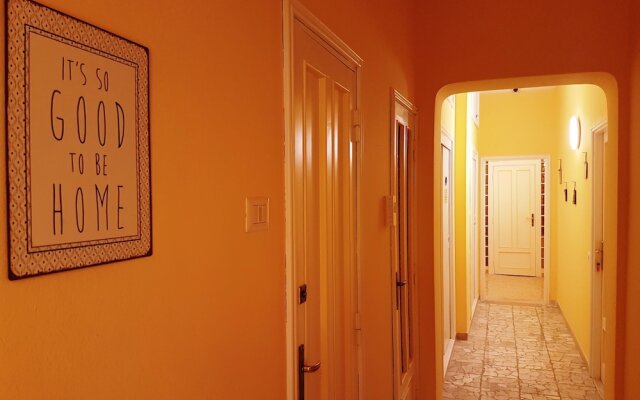 La Coccinella Rooms Self Check-in