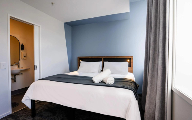 Haka House Wellington – Guest Rooms – Wellington