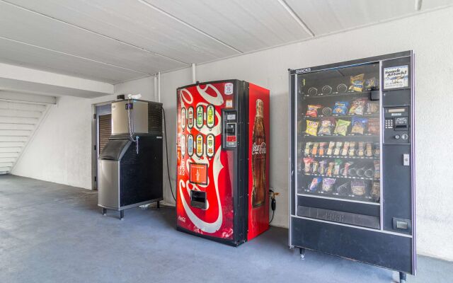 Motel 6 Townsend, GA