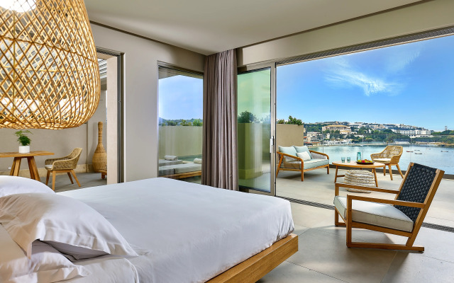 Castello Infinity Suites - Adults Only