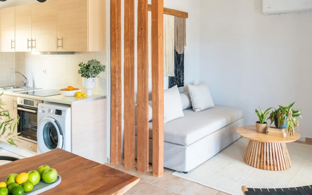 Syra Suites