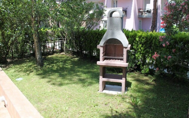 DesenzanoLoft COCOBEACH APARTAMENT WITH GARDEN BARBECUE ,INDOOR POOL ,PARKING