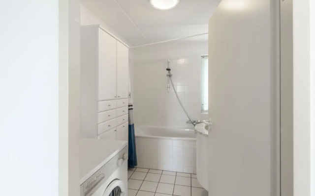 Water Villa Kortgene by Veerse Meer