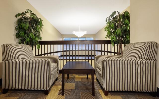 Holiday Inn Express & Suites Pekin (Peoria Area) by IHG
