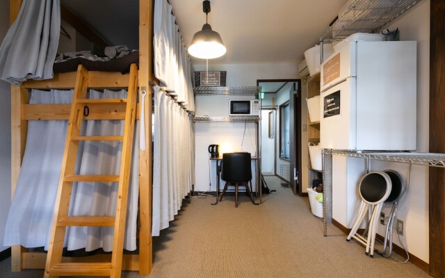 Top Edge Hostel