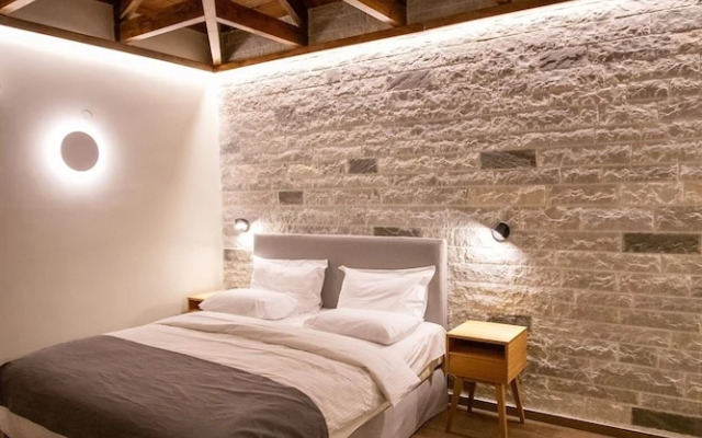 MAKRIS Papigo luxury suites