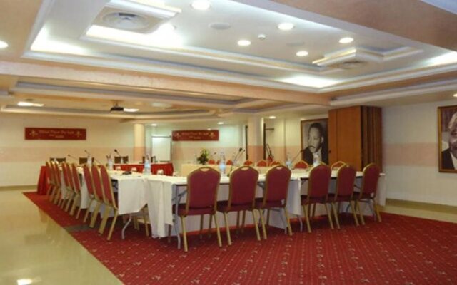 Hotel Fleur de Lys Almadies
