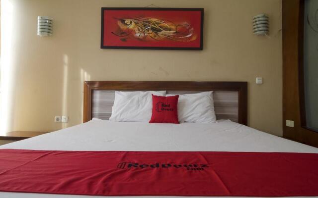 RedDoorz @ Rejosari