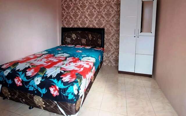 Hotel O Guest House Bu Iin Syariah