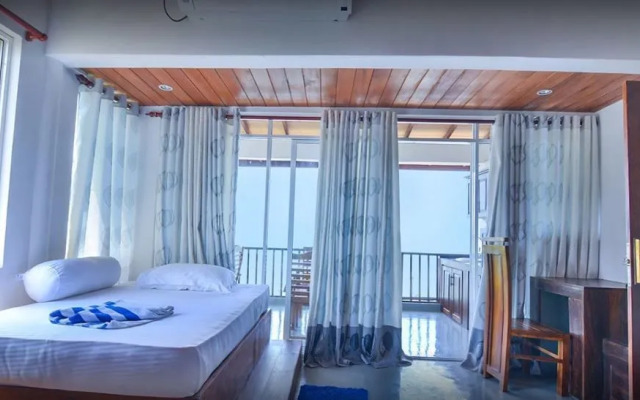 Wave Beach Resort Unawatuna