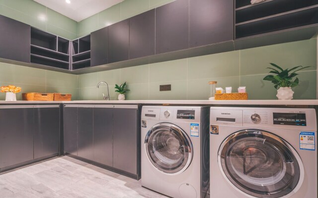 Atour Hotel South Business Zone Ningbo