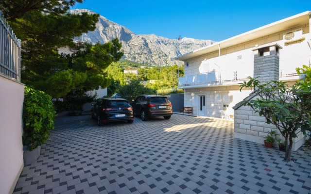 Sunshine Apartments in Baska Voda