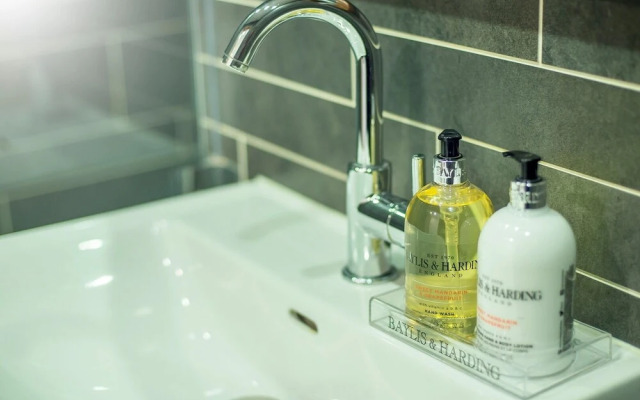 Luxurious 1 Bed Cardiff City Centre Apartment