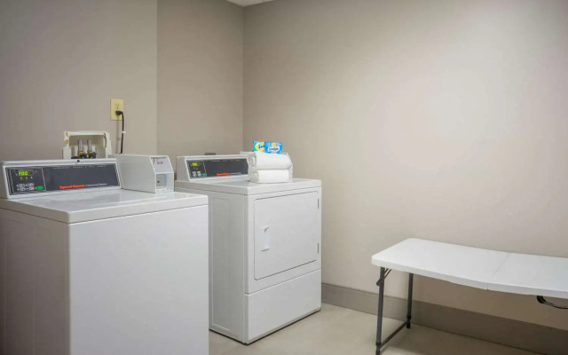 Country Inn & Suites by Radisson, Doswell (Kings Dominion), VA