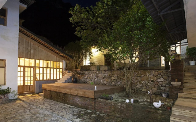 Zen Box House