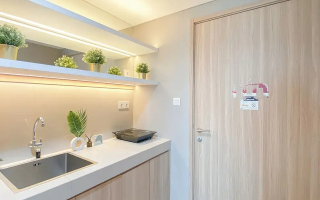 Nice And Elegant Studio At Bintaro Embarcadero Apartment