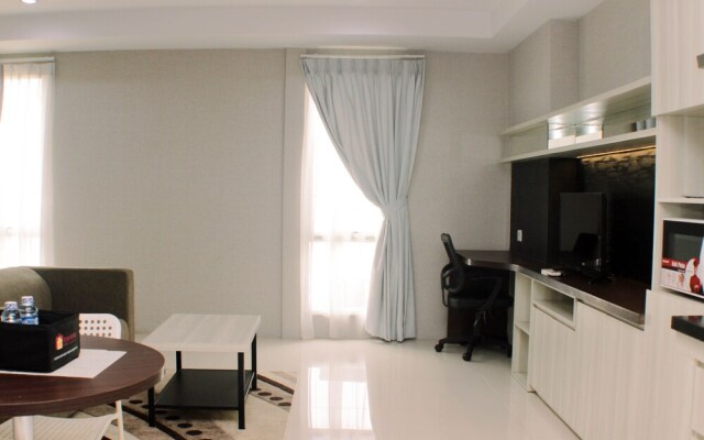 Spacious And Cozy Studio Room At Azalea Suites Apartment