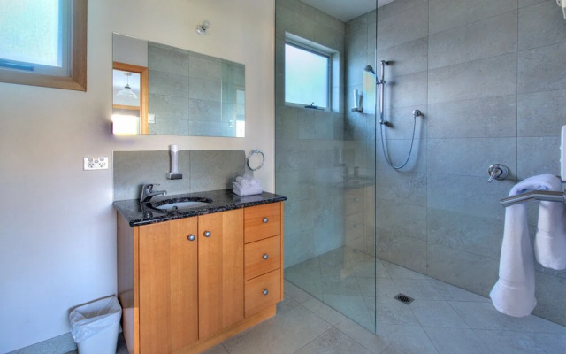 Freycinet Stone Studio 3