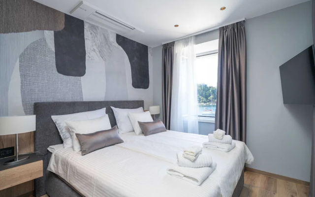 Apartments Villa Royale