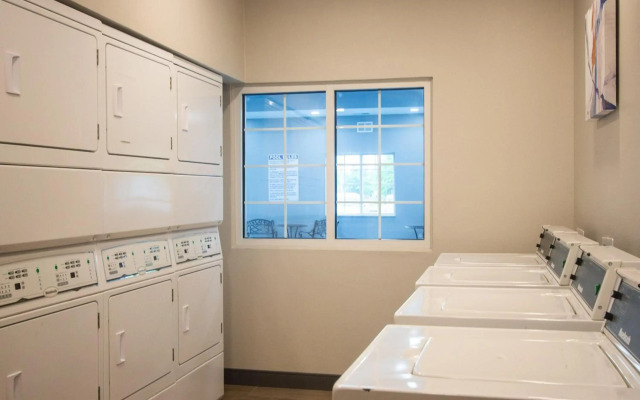 Candlewood Suites Louisville North by IHG