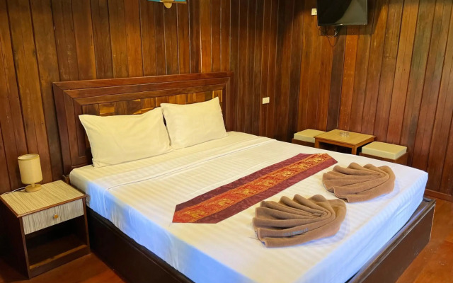 Diamond Beach Resort