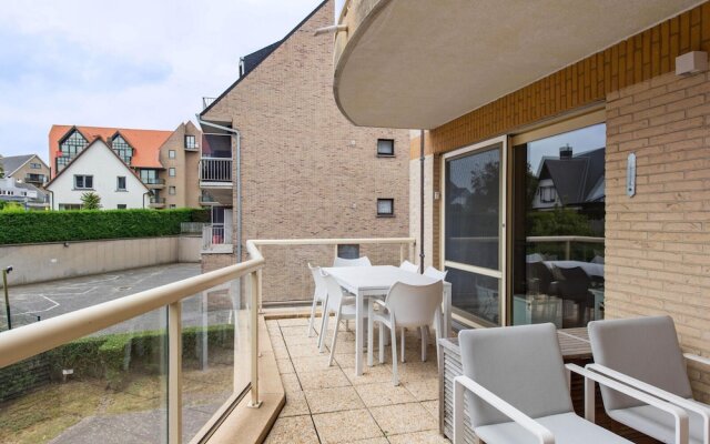 Apartment Near Zeedijk Beach