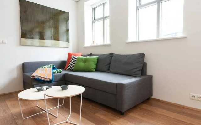 Mengi Apartments