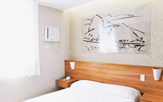 Hotel Caracas Rio