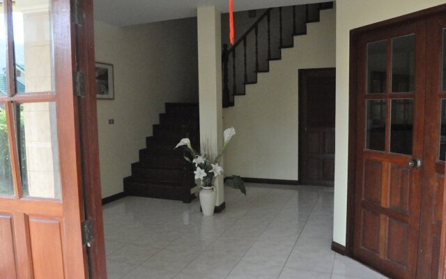 Tropical Hill by Melody Hua-Hin