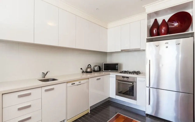 PIPER, 1BDR Southbank Apartment