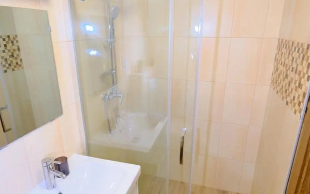 Kiraly Apartment