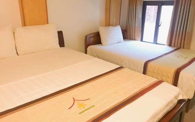 Vinh Gia Airport Lake View Hostel