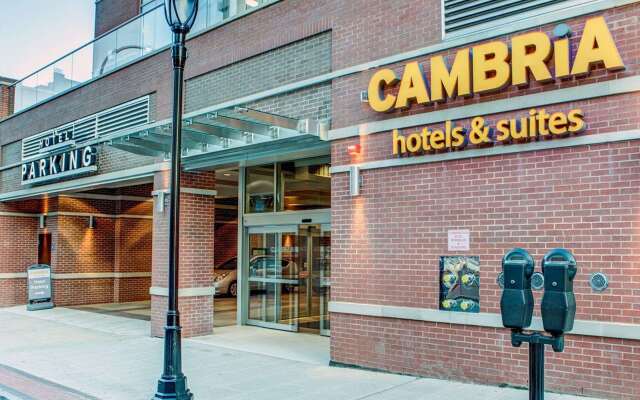 Cambria Hotel White Plains - Downtown