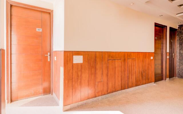 OYO GRG2153 Smart Inn