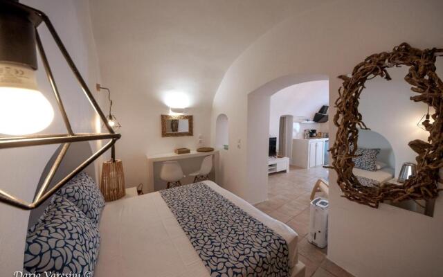Santorinian Lava House