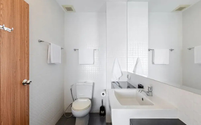 Studio in Chic Condo in Karon A510