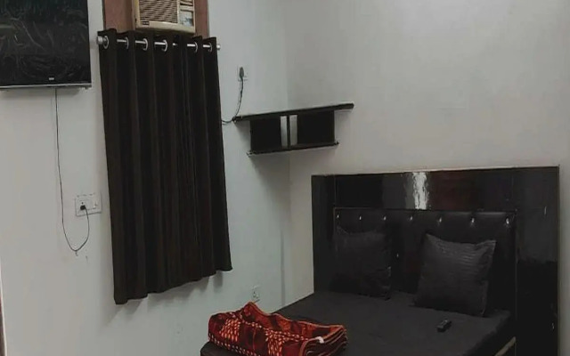 Oyo 80790D Diamond Guest House