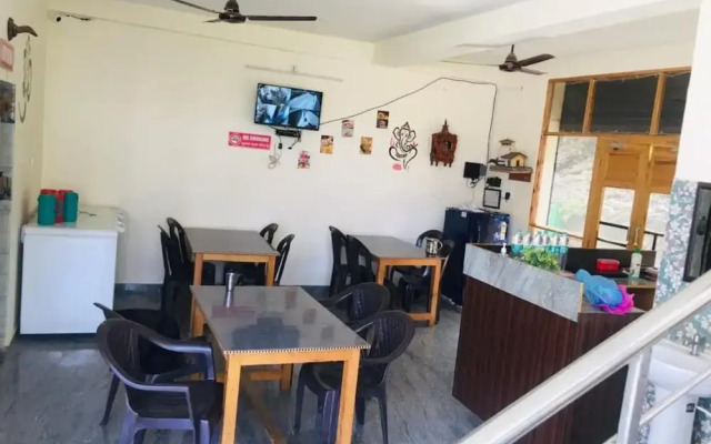 Goroomgo Amba Niwas Home Stay Uttarkashi