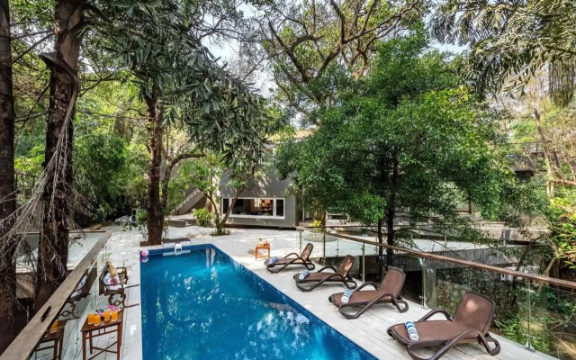 SaffronStays Odeon, Lonavala