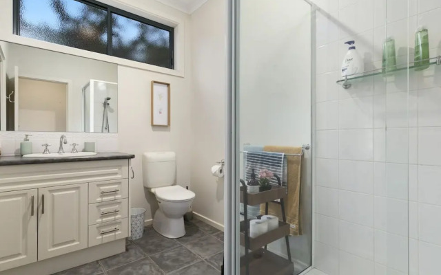 Beached AS - Free Wifi, Netflix & Foxtel, Heated Pool