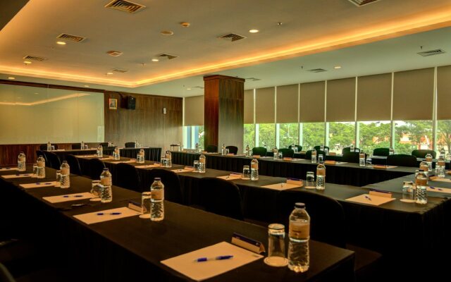 Holiday Inn Express Jakarta International Expo by IHG