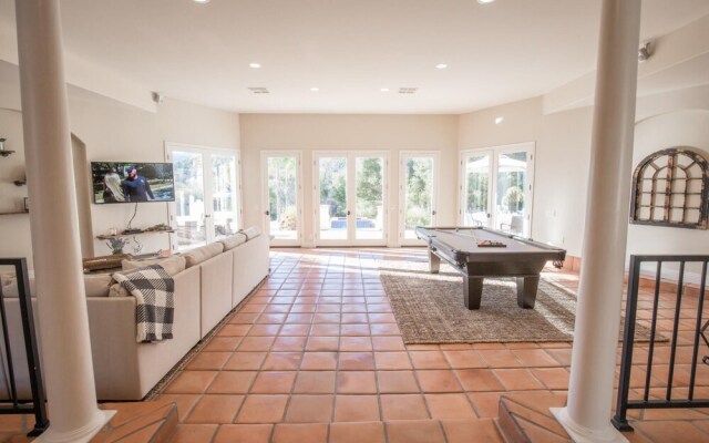 Via Santa Rosa - Grapevine