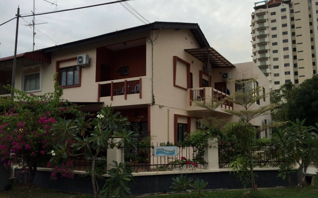 Driftwood Guest House