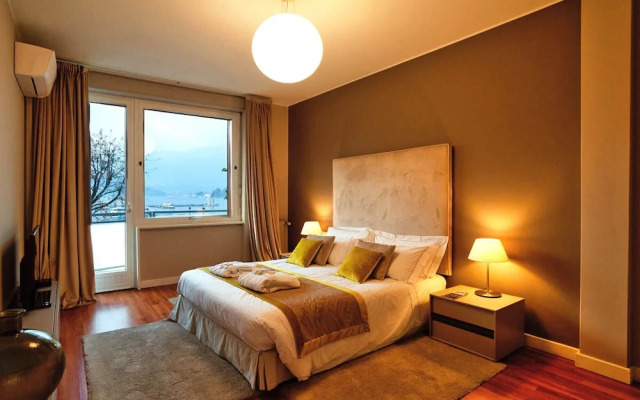 Como Lake Suites
