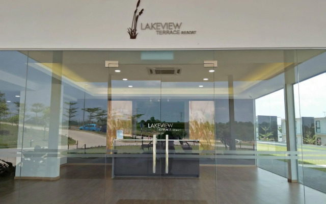 Lakeview Terrace Resort Pengerang
