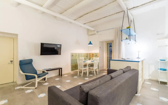 Cozy Apartment ai Quartieri Spagnoli by Wonderful Italy