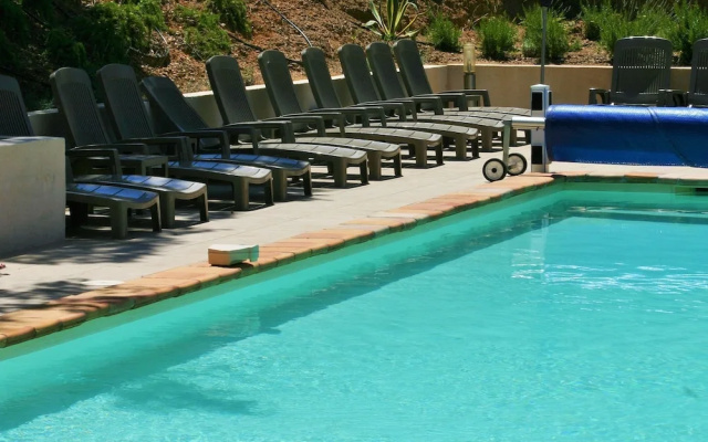 Modern Studio With Terrace, Near the Popular St. Maxime
