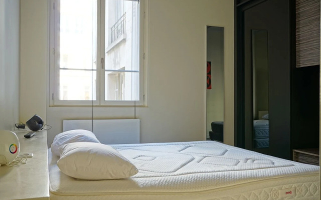 Champs-Elysées - 2 pièces - Paris 8